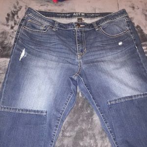 Apt 9 straight capri blue jeans